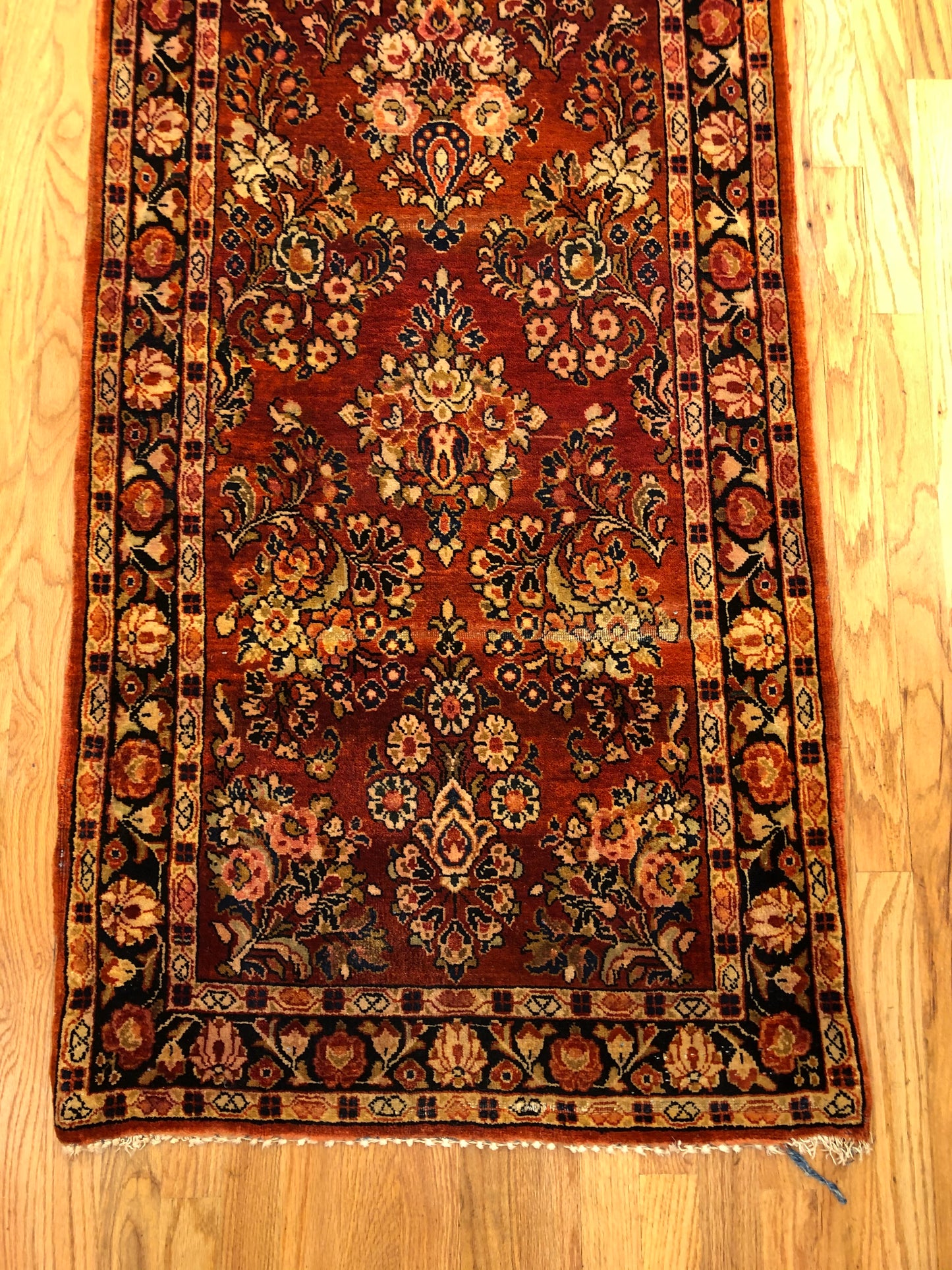 Sarouk 2'7 x 17'11 - Runner (ca.1910) Handmade