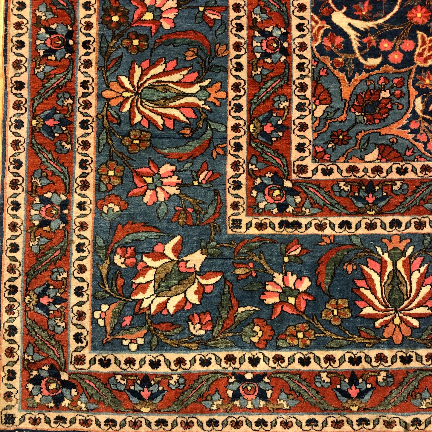 Saman Bakhtiari Area Rug 10 x 13 ft (ca.1850) Handmade